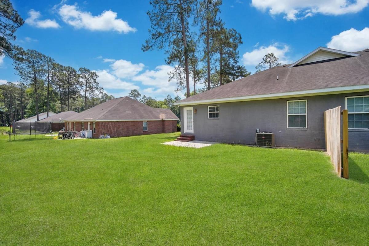 Charming Gray Home- 5 Mins From Gsu! Statesboro Extérieur photo